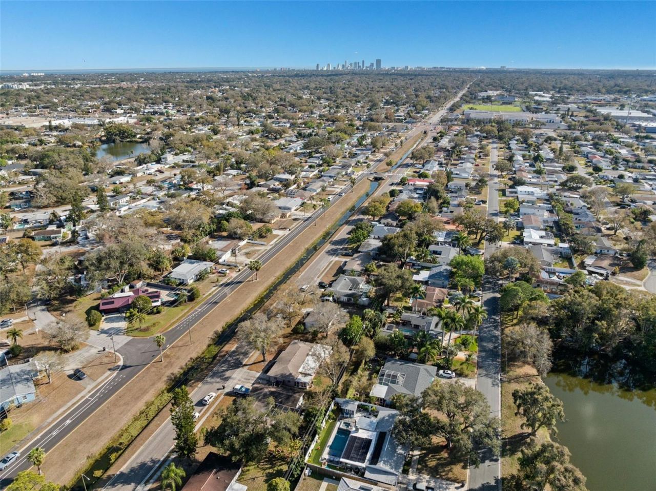 6800 16th Street N, Saint Petersburg, FL 33702 Photo