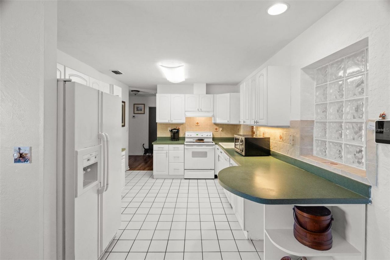 6800 16th Street N, Saint Petersburg, FL 33702 Photo