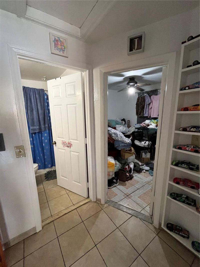 995 NW 114th Street, Miami, FL 33168 Photo