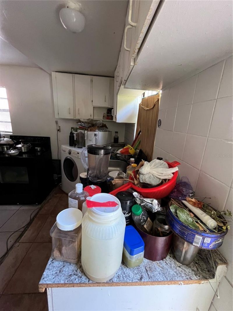 995 NW 114th Street, Miami, FL 33168 Photo