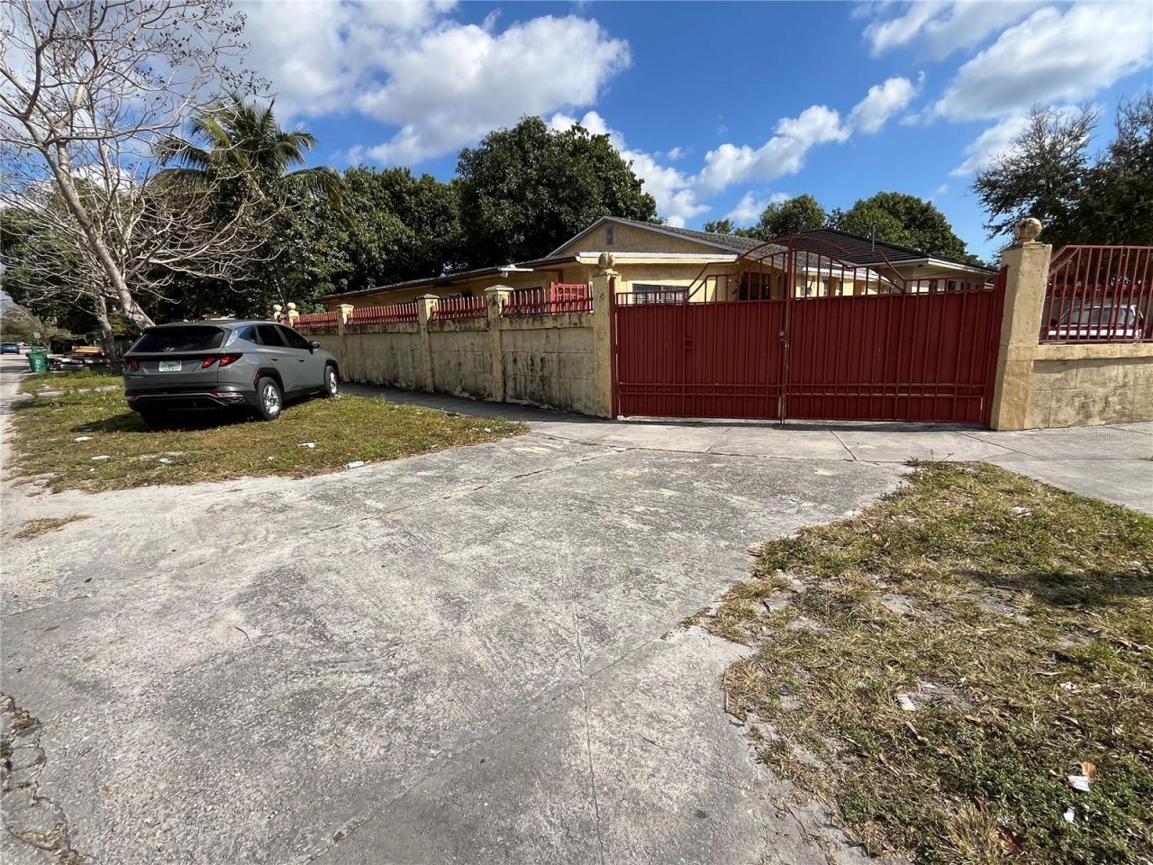 995 NW 114th Street, Miami, FL 33168 Photo