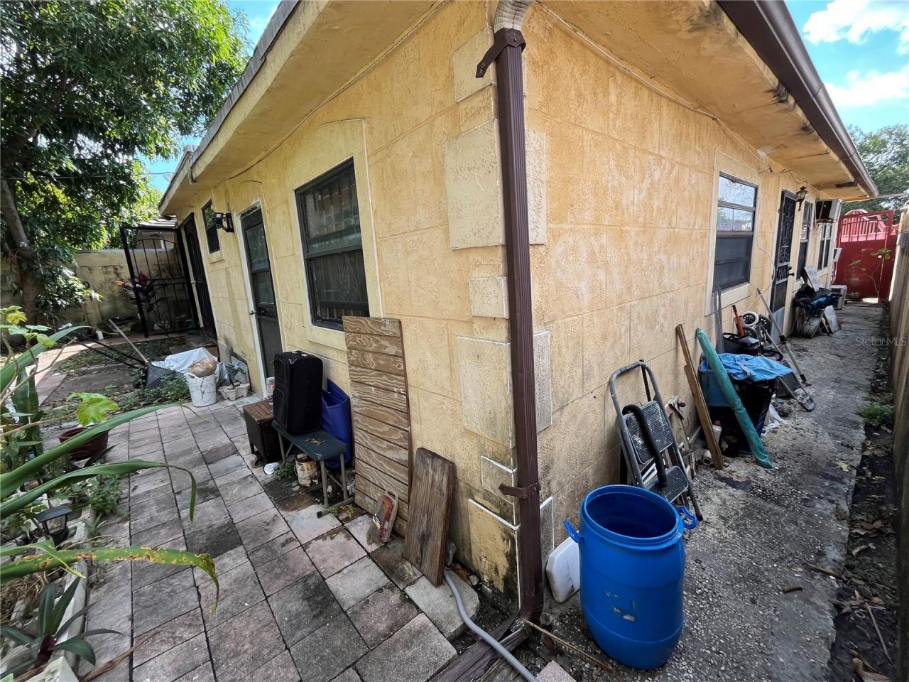 995 NW 114th Street, Miami, FL 33168 Photo