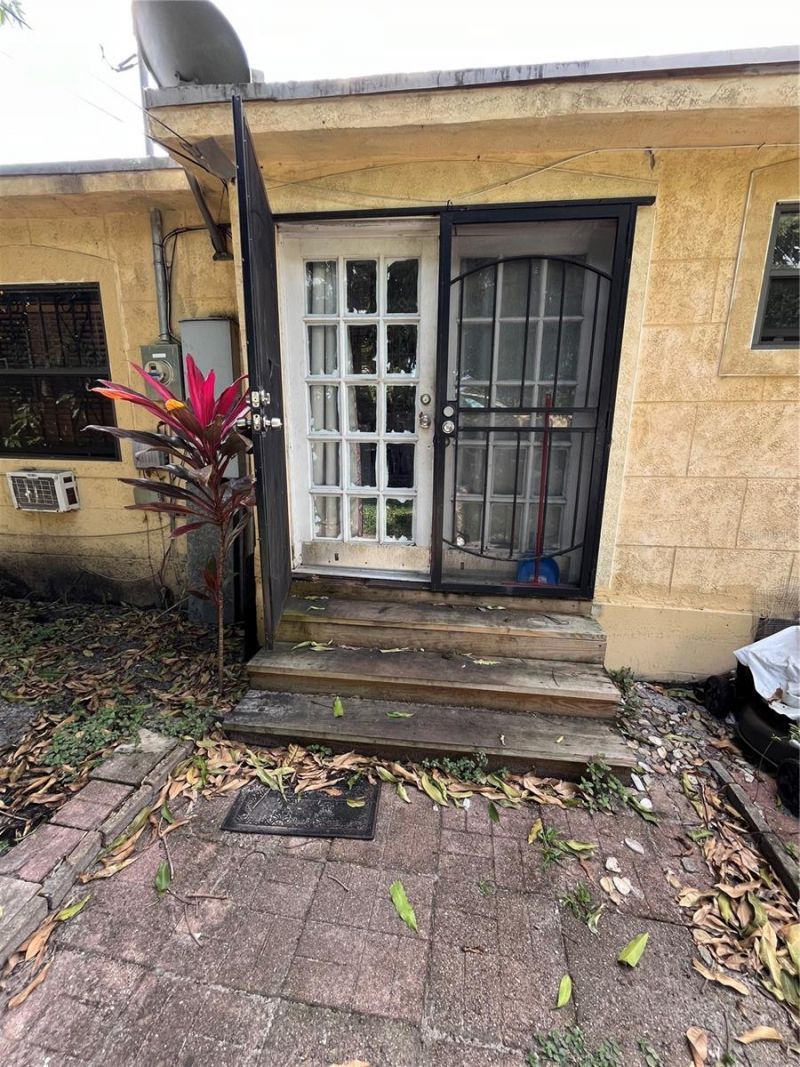 995 NW 114th Street, Miami, FL 33168 Photo