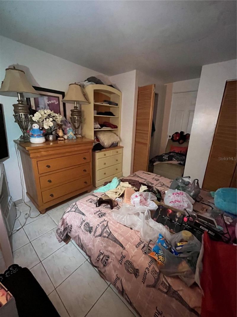 995 NW 114th Street, Miami, FL 33168 Photo