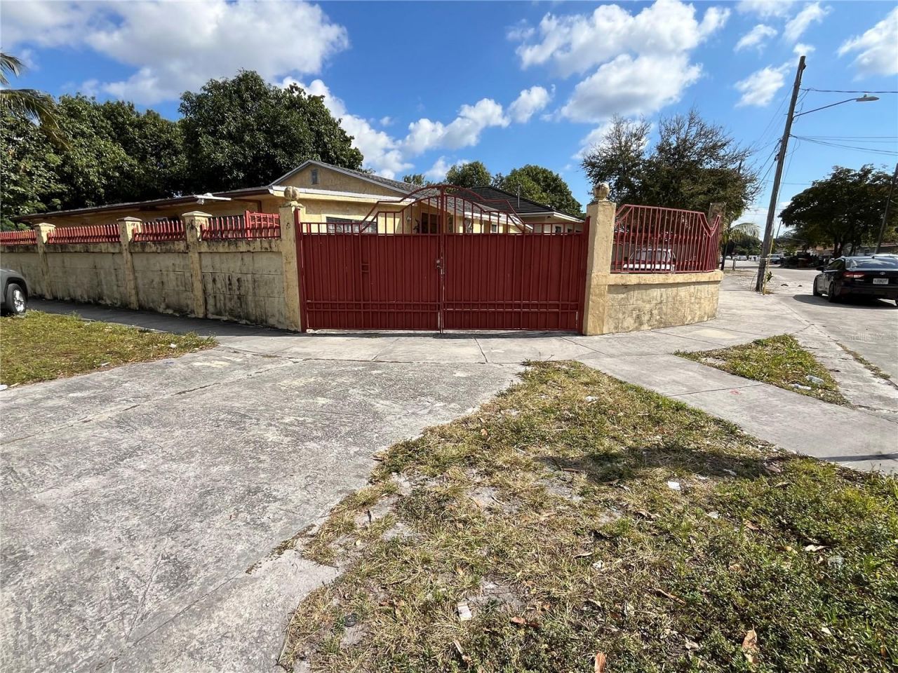 995 NW 114th Street, Miami, FL 33168 Photo