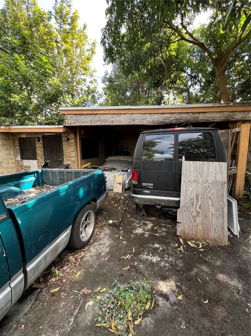 995 NW 114th Street, Miami, FL 33168 Photo