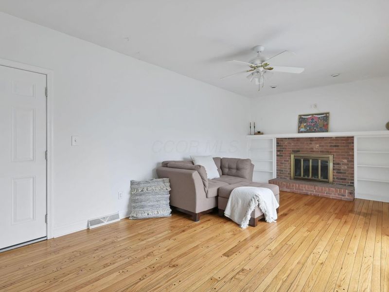 787 Persimmon Place, Columbus, OH 43213 Photo 25