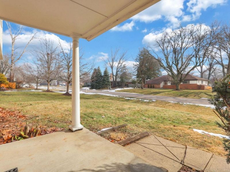 787 Persimmon Place, Columbus, OH 43213 Photo 6