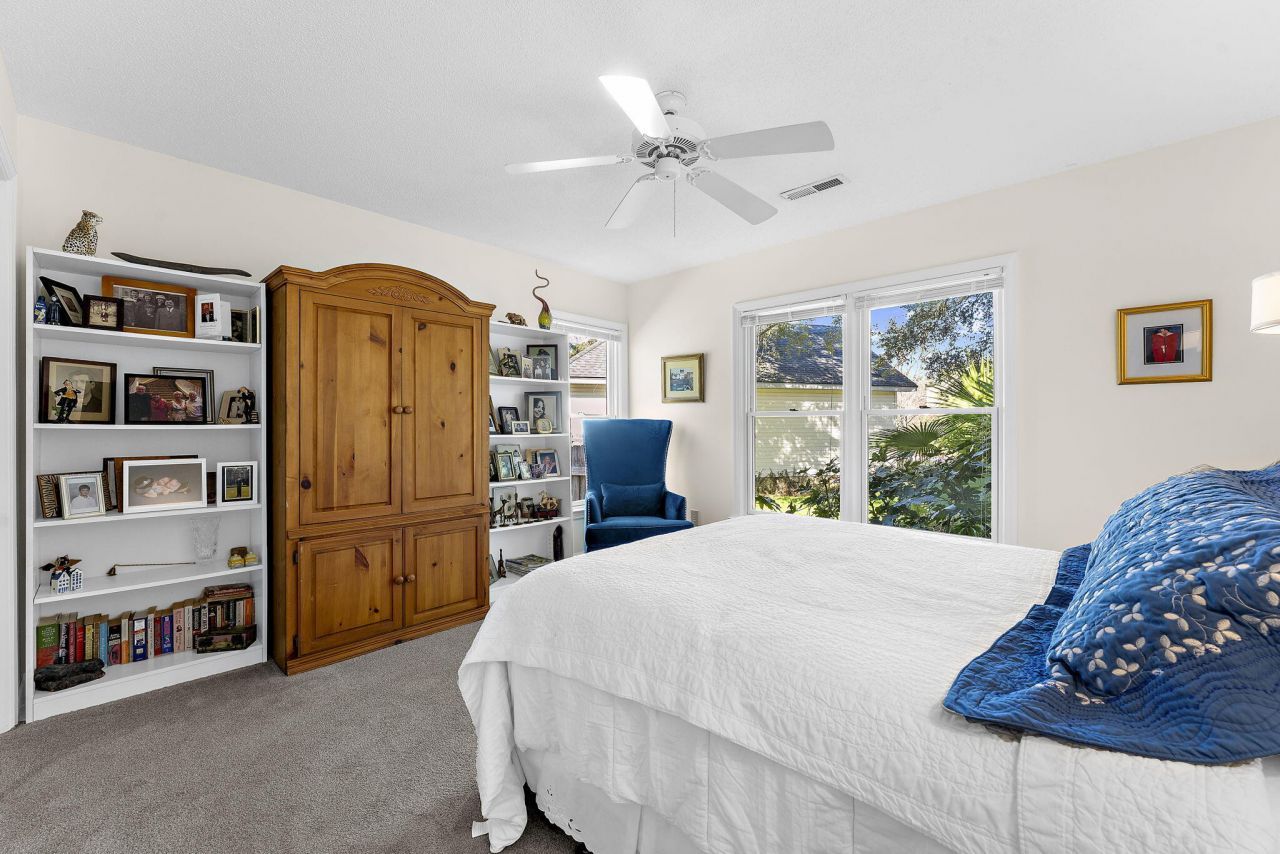 902 Travers Drive Photo 21