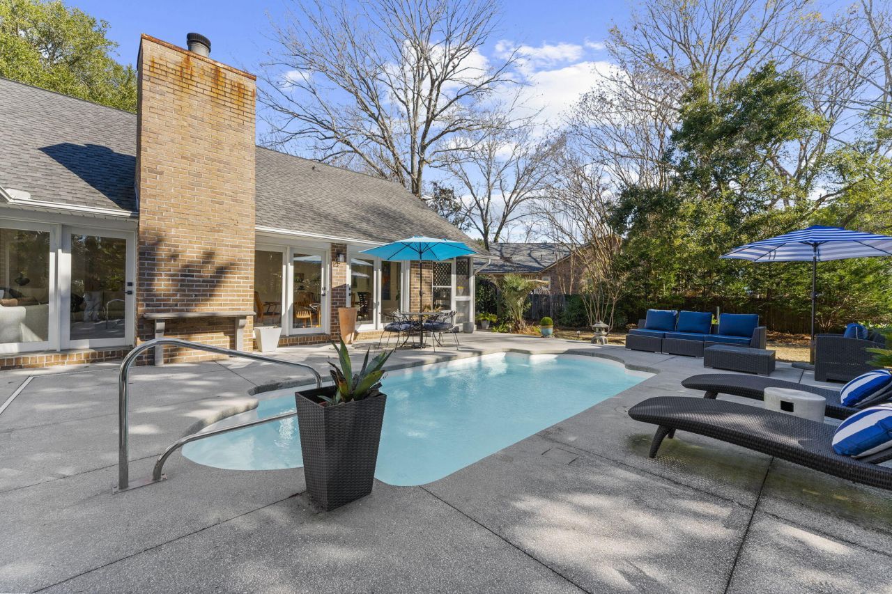 902 Travers Drive Photo 32