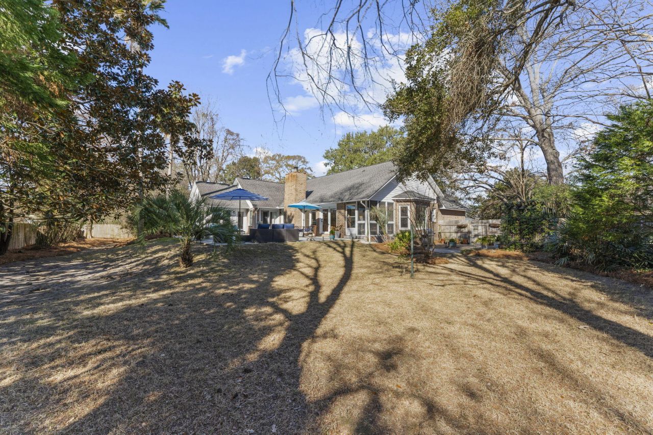 902 Travers Drive Photo 35