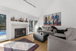 902 Travers Drive photo 4