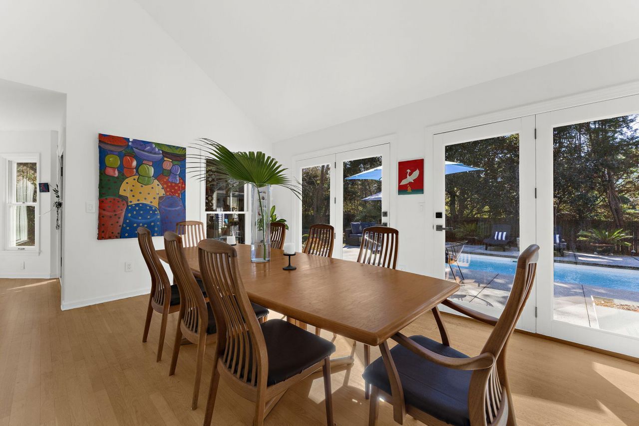 902 Travers Drive Photo 7