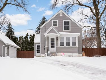 10822 Xerxes Avenue S, Bloomington, MN 55431