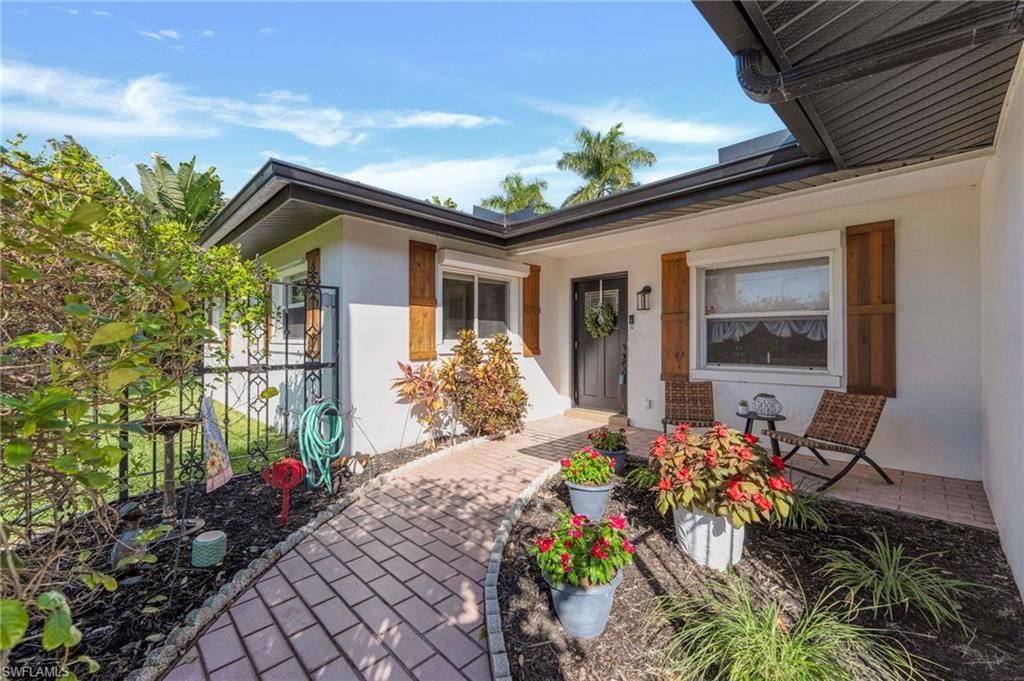 14526 Riverside Dr, Fort Myers, FL 33905 Photo