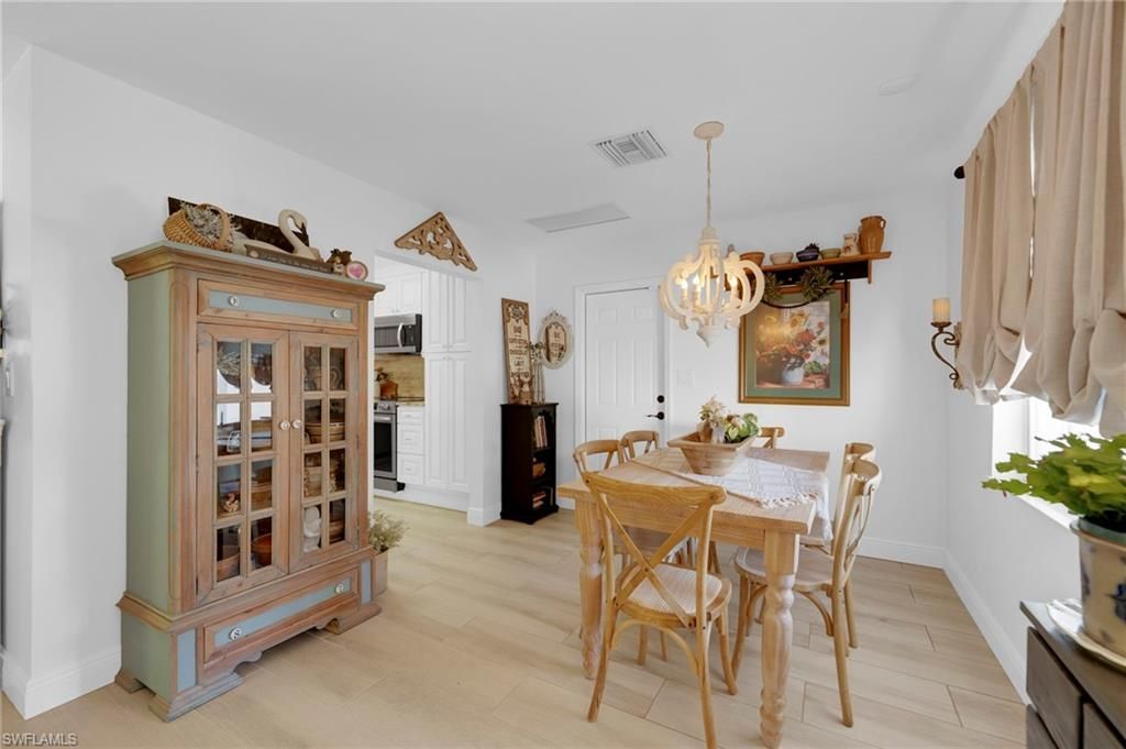 14526 Riverside Dr, Fort Myers, FL 33905 Photo