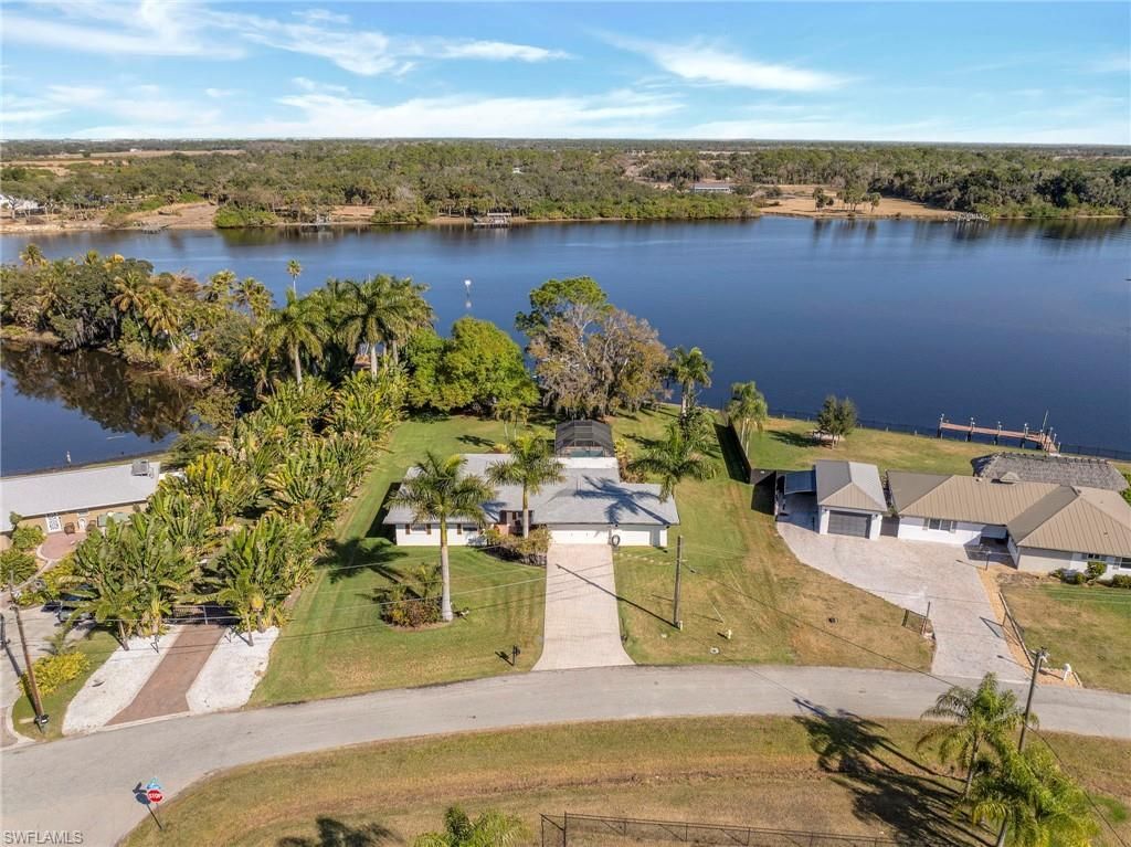 14526 Riverside Dr, Fort Myers, FL 33905 Photo