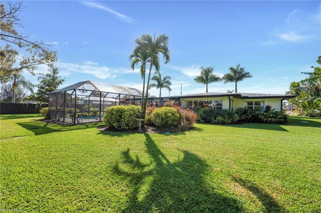 14526 Riverside Dr, Fort Myers, FL 33905 Photo