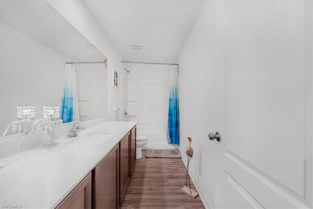 828 Youngreen Dr, Fort Myers, FL 33913 Photo