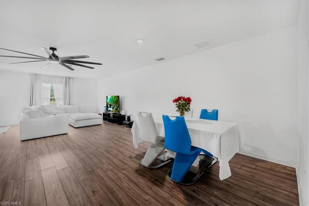 828 Youngreen Dr, Fort Myers, FL 33913 Photo