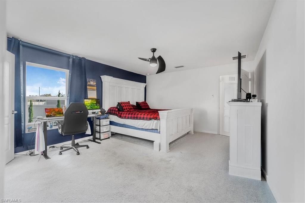 828 Youngreen Dr, Fort Myers, FL 33913 Photo