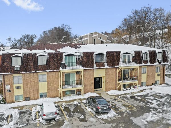 37 Nippersink Road, Fox Lake, IL 60020