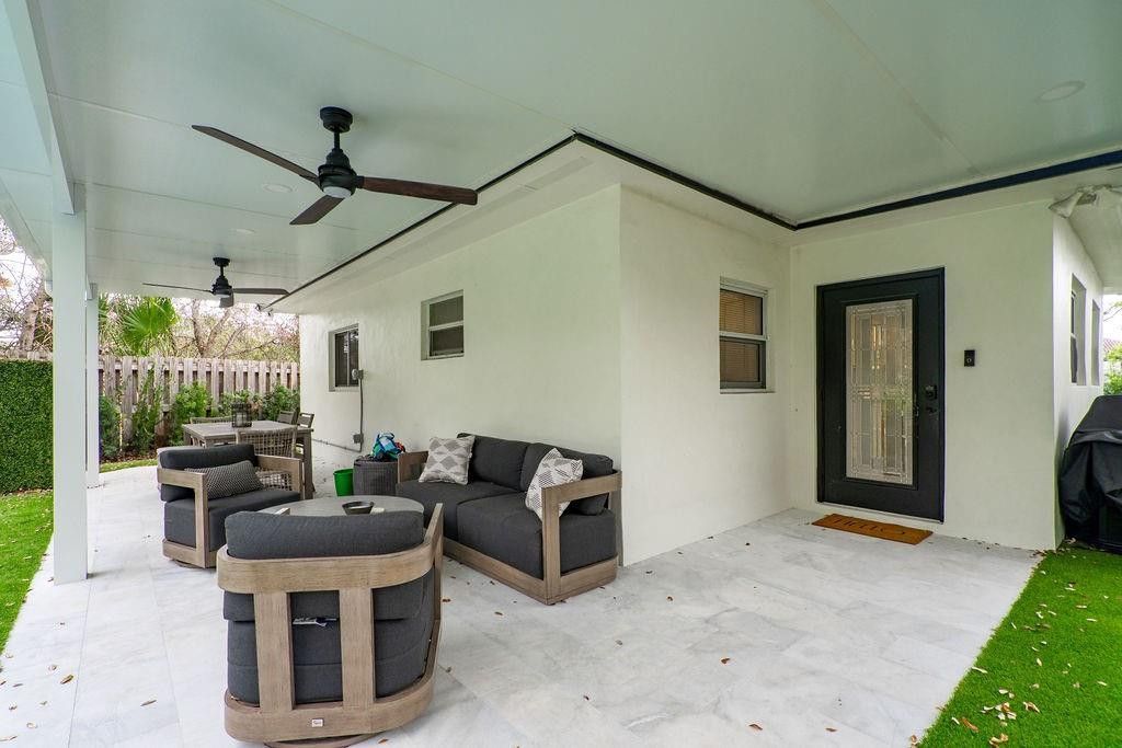 463 Newcastle St, Boca Raton, FL 33487 Photo