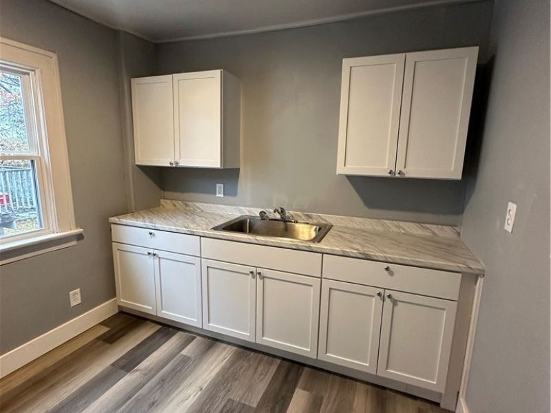 1655 Manchester Road, Akron, OH 44314 Photo 4