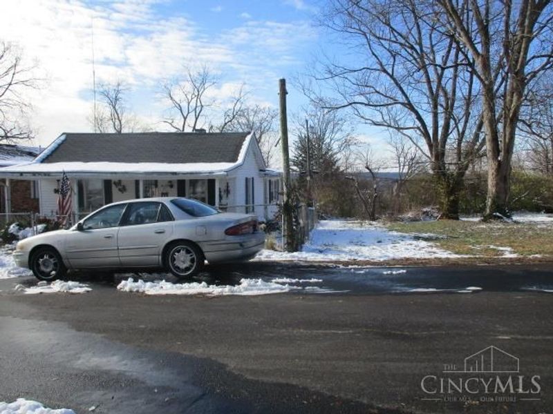 1823 Pater Avenue, Fairfield Twp, OH 45015 Photo 2