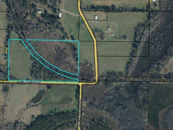 5123 Elmore Road, Graceville, FL 32446