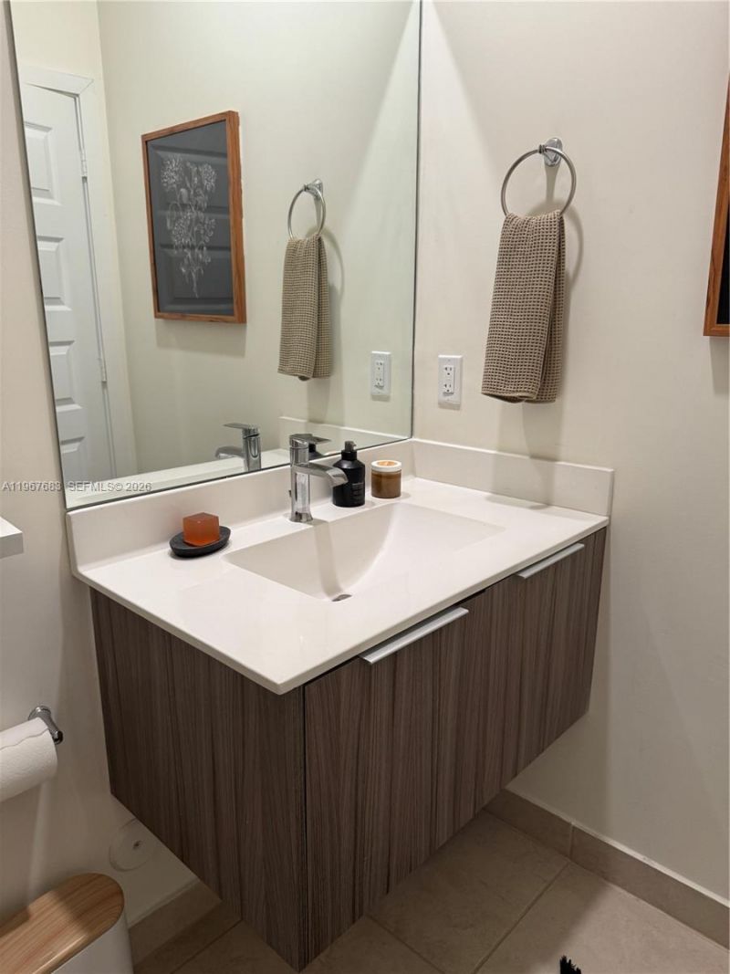 7925 NW 104th Ave , Unit 24, Doral, FL 33178 Photo