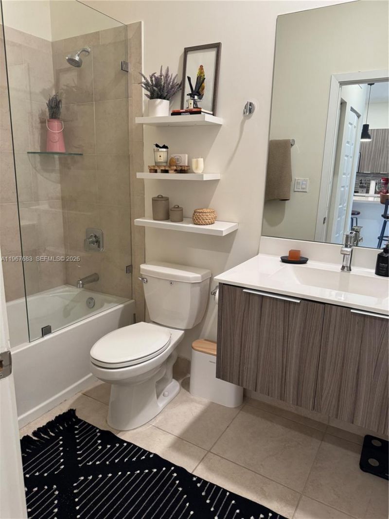 7925 NW 104th Ave , Unit 24, Doral, FL 33178 Photo