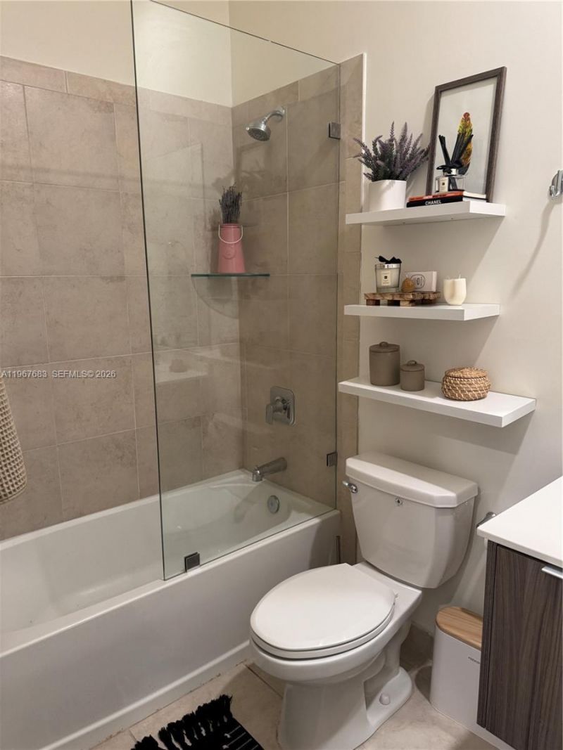 7925 NW 104th Ave , Unit 24, Doral, FL 33178 Photo