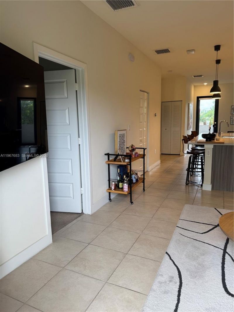 7925 NW 104th Ave , Unit 24, Doral, FL 33178 Photo