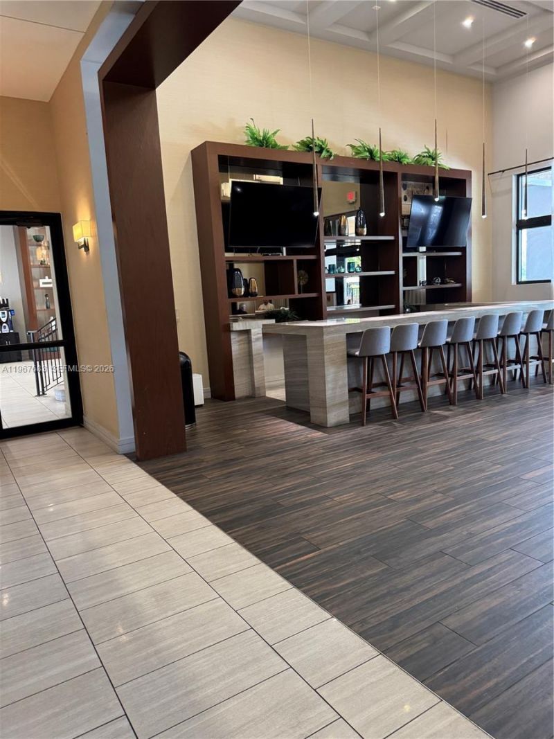 7925 NW 104th Ave , Unit 24, Doral, FL 33178 Photo