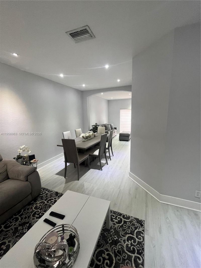 4746 Lago Vista Dr, Coconut Creek, FL 33073 Photo