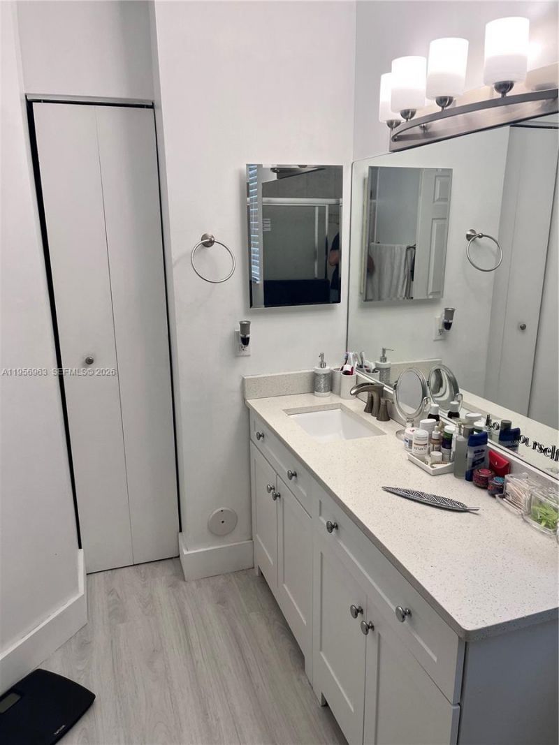 4746 Lago Vista Dr, Coconut Creek, FL 33073 Photo