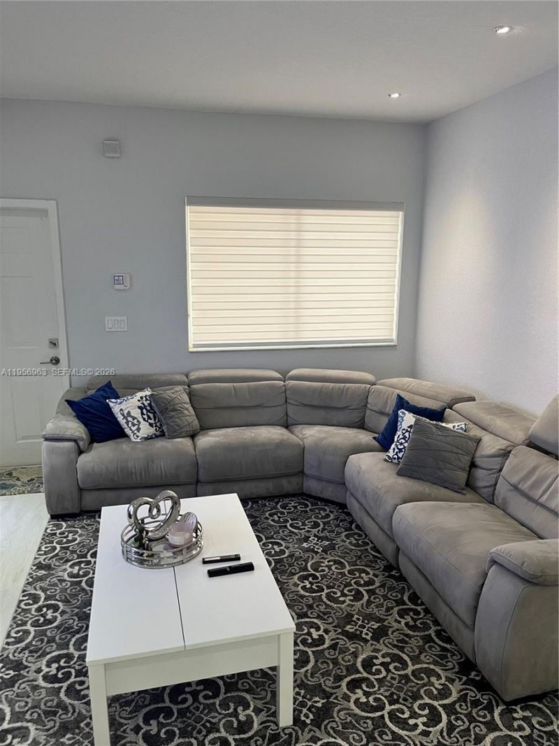 4746 Lago Vista Dr, Coconut Creek, FL 33073 Photo