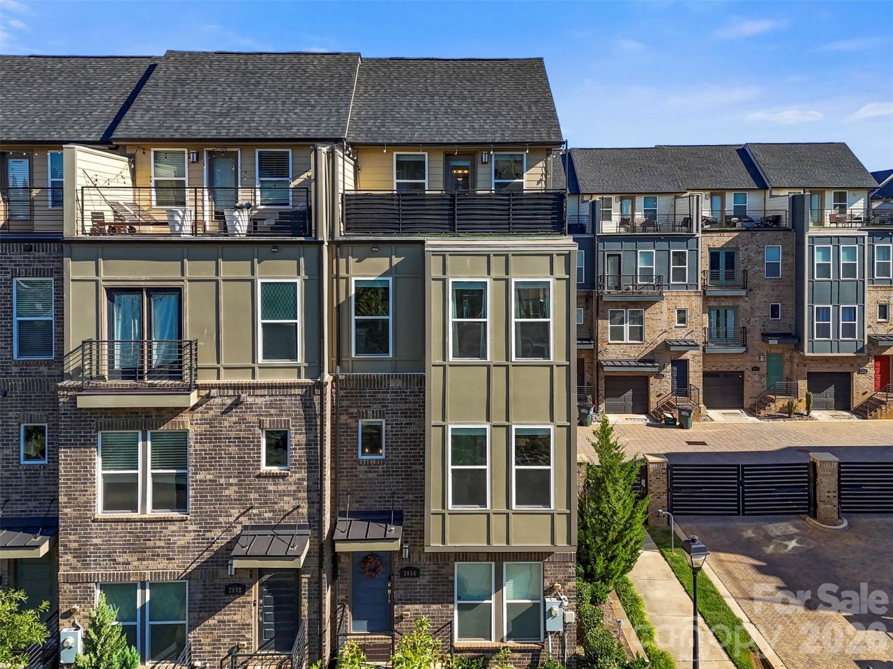 2856 Grand Union Way, Charlotte, NC 28209 Main Photo