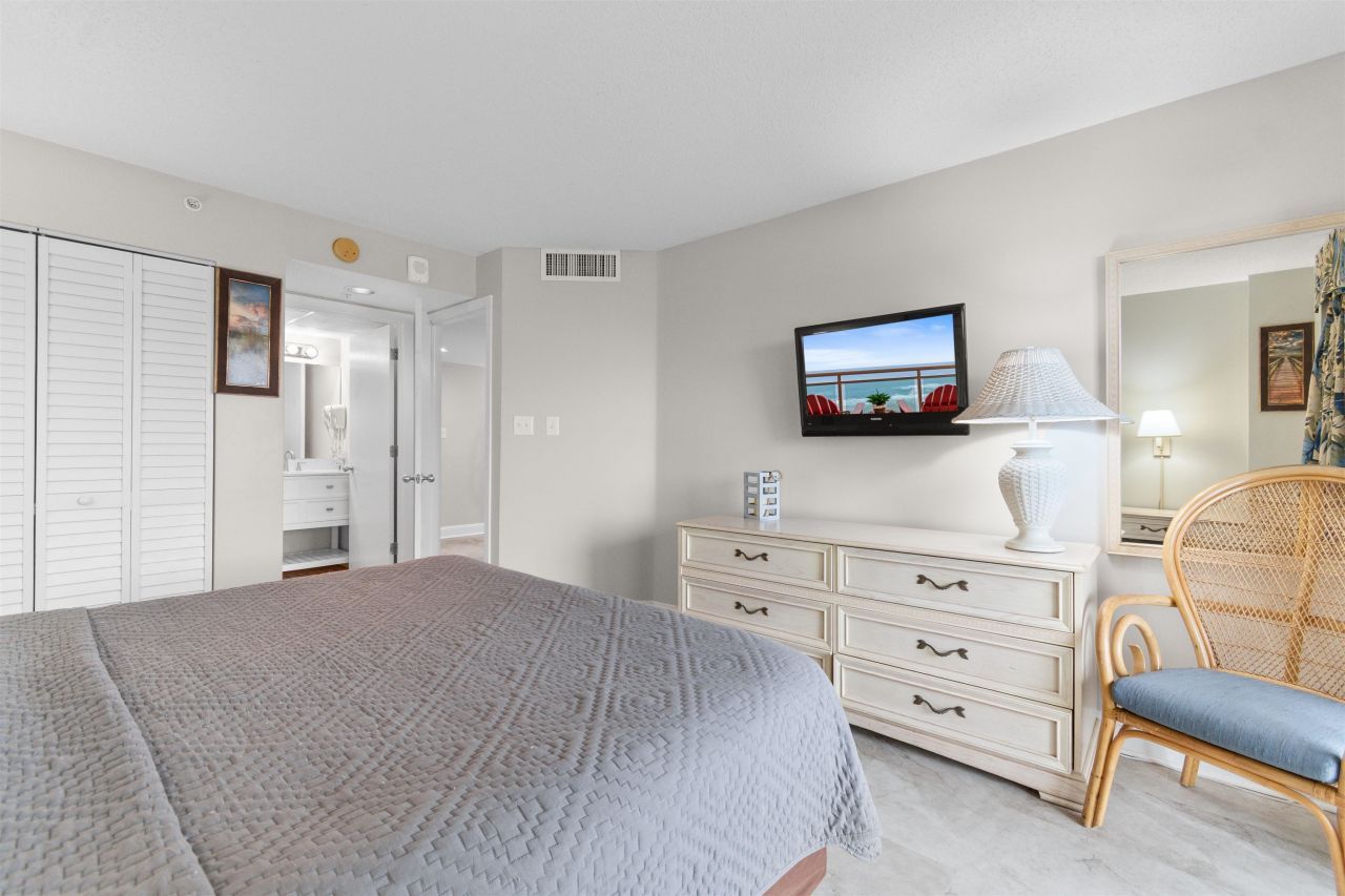 201 74th Ave. N  Photo 17