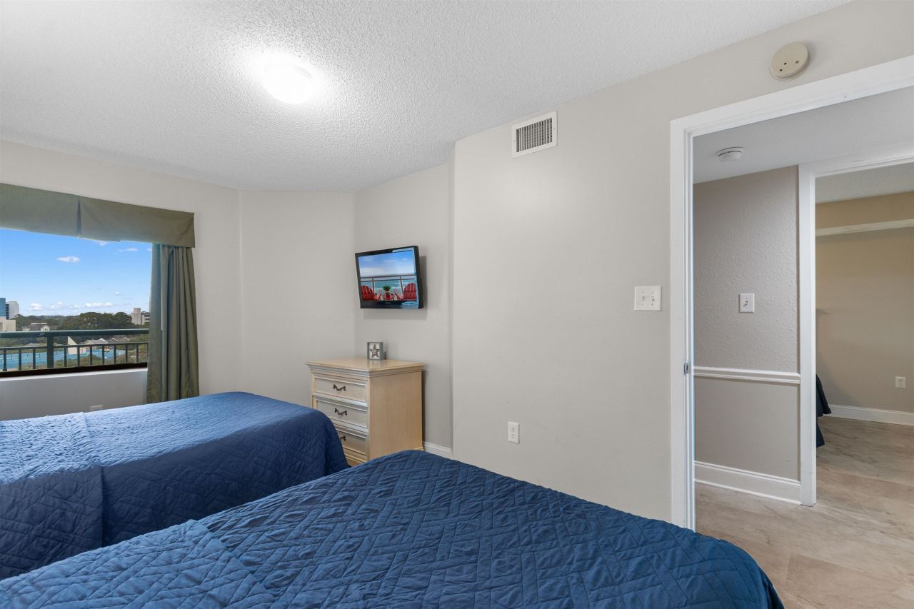 201 74th Ave. N  Photo 24