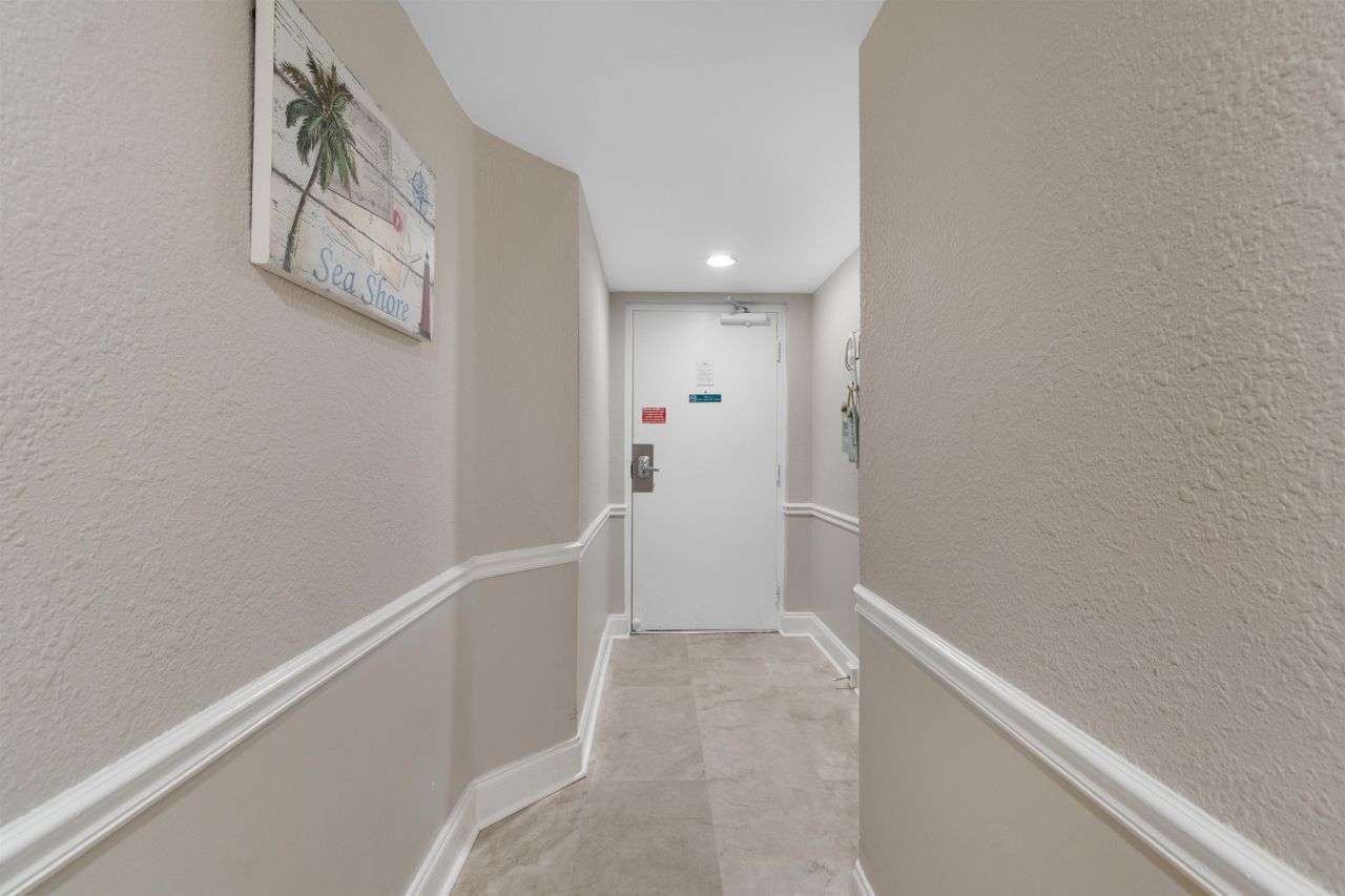 201 74th Ave. N  Photo 4