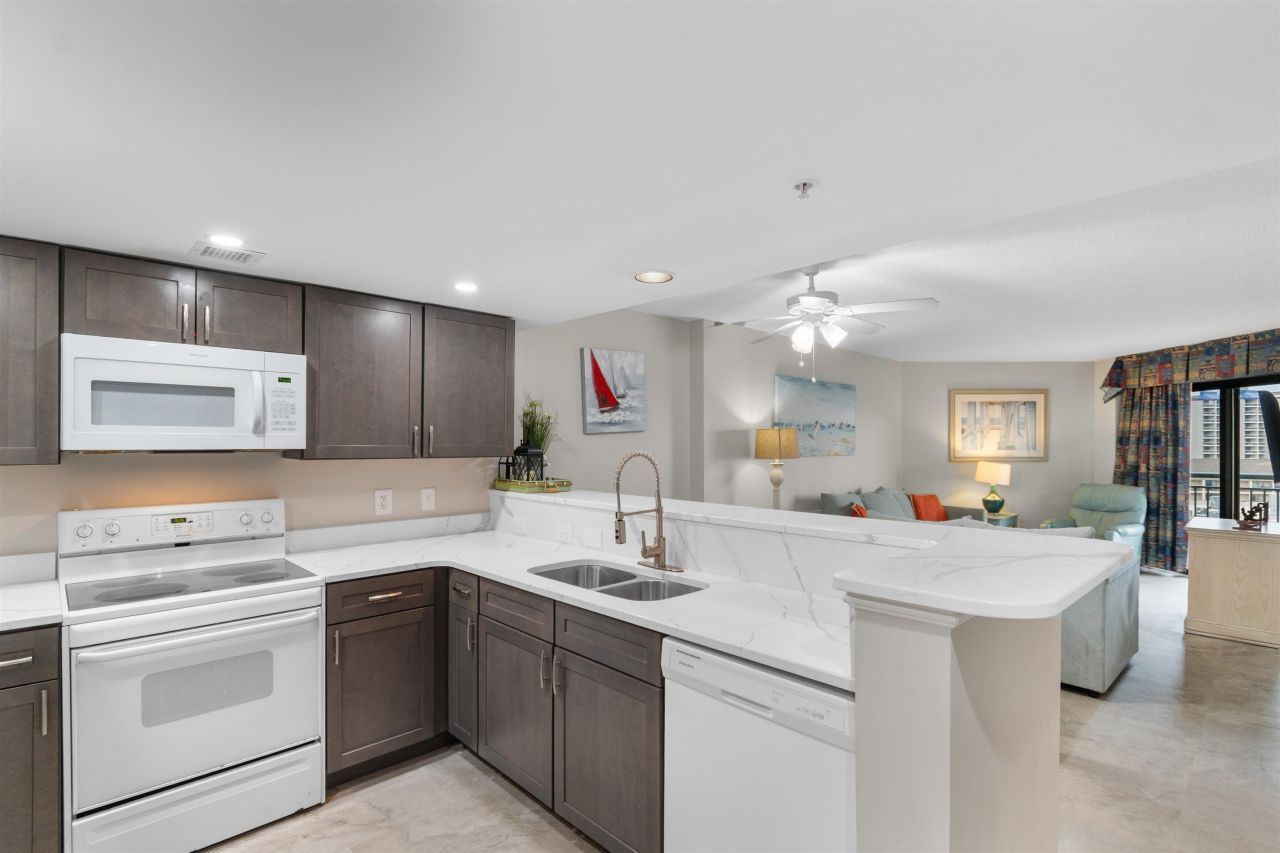 201 74th Ave. N  Photo 5