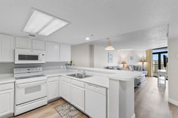 201 74th Ave. N  photo 4