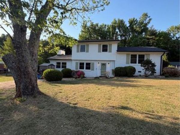 5722 Friendswood Drive, Greensboro, NC 27409