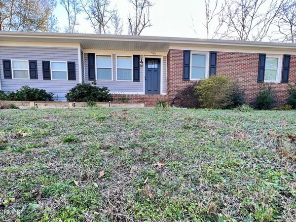 709 Lorraine Circle, Wilmington, NC 28412