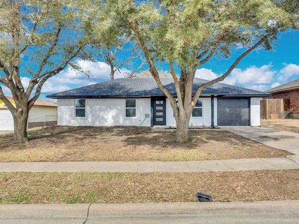 601 Valleyview Street, Ferris, TX 75125