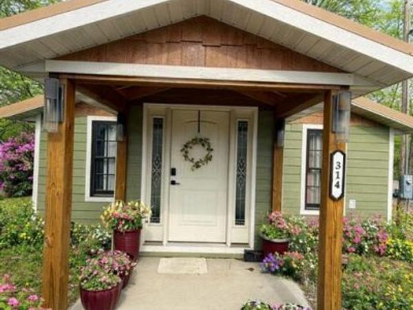 314 M- West 11th Street , Mountain Grove, MO 65711