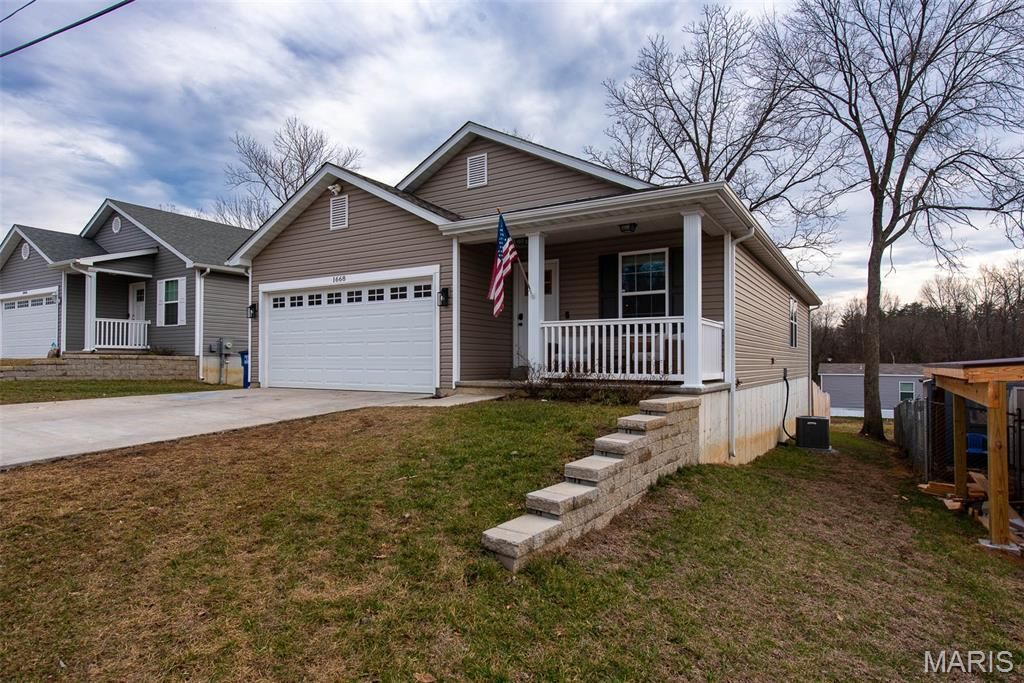 1668 Missouri Avenue, Pacific, MO 63069 Main Photo