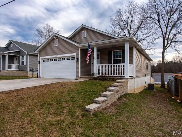 1668 Missouri Avenue, Pacific, MO 63069